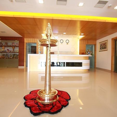 Rouba Residency Hotel Ponnāni Kültér fotó