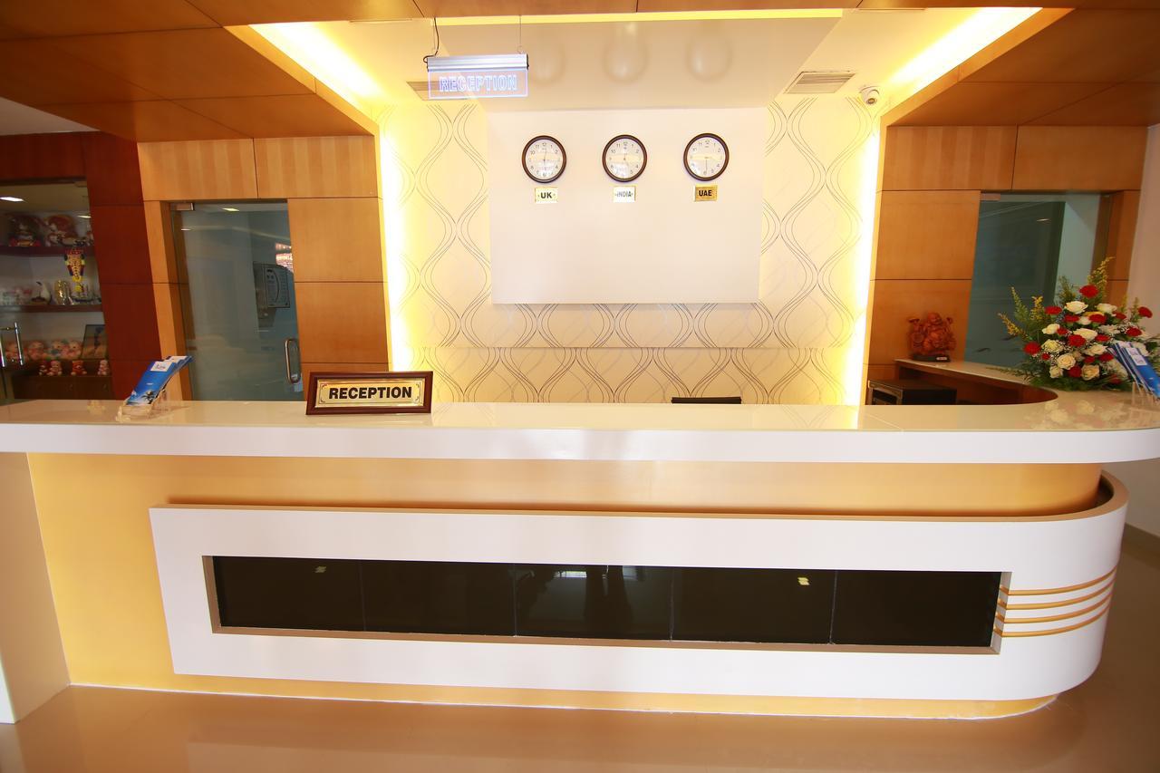 Rouba Residency Hotel Ponnāni Kültér fotó