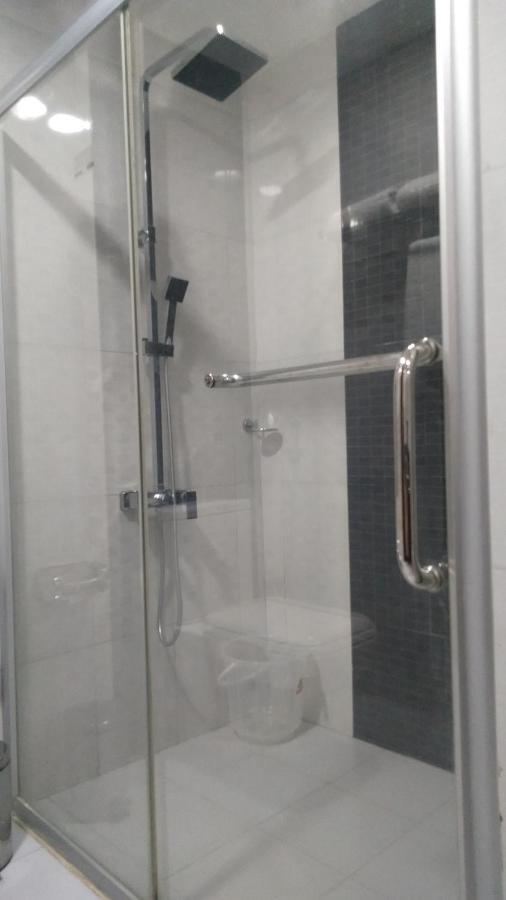 Rouba Residency Hotel Ponnāni Kültér fotó