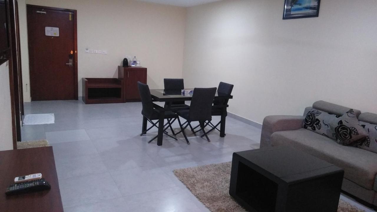Rouba Residency Hotel Ponnāni Kültér fotó