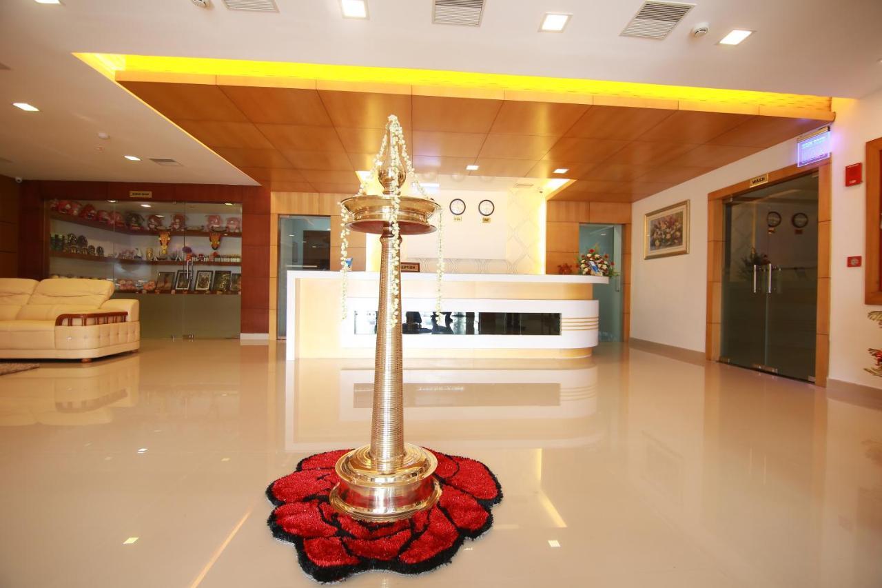Rouba Residency Hotel Ponnāni Kültér fotó